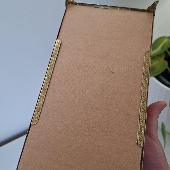 Vintage Brass Tone Tissue Box Cover: Ornate Filigree Bathroom Decor - Picture 2 of 4